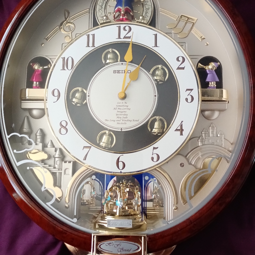 Seiko Melodies Wall Clock
